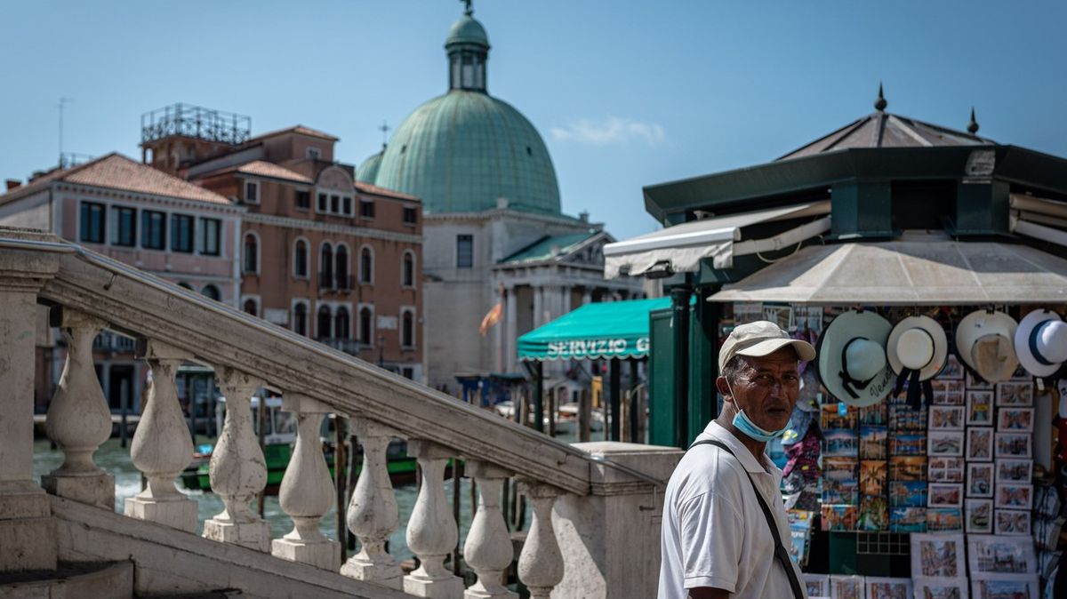 V Benátkách chybí turisté, v Chorvatsku vrcholí epidemie